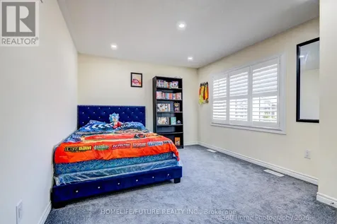 42 Samuel Crescent Springwater (centre Vespra) ON L9X 2A4