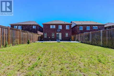 42 Samuel Crescent Springwater (centre Vespra) ON L9X 2A4
