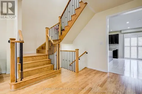 42 Samuel Crescent Springwater (centre Vespra) ON L9X 2A4