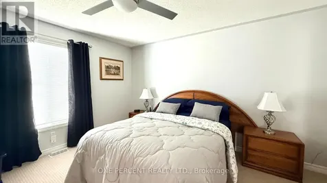 25 Kentucky Avenue Wasaga Beach ON L9Z 3A8