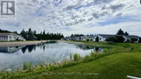 25 Kentucky Avenue Wasaga Beach ON L9Z 3A8