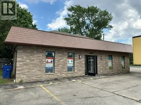 585 St. Clair Street Chatham ON N7L 3L3