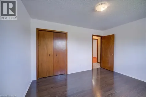 19 Owen Avenue Paris ON N3L 3N7