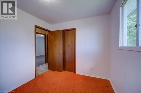 19 Owen Avenue Paris ON N3L 3N7