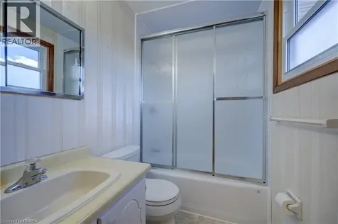19 Owen Avenue Paris ON N3L 3N7