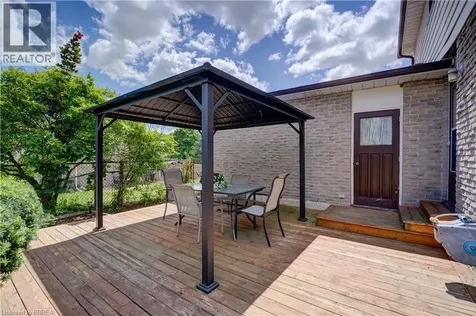 19 Owen Avenue Paris ON N3L 3N7