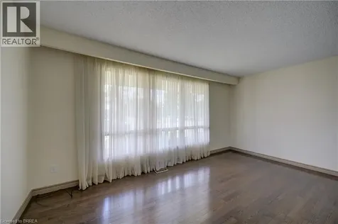 19 Owen Avenue Paris ON N3L 3N7