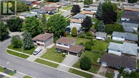 19 Owen Avenue Paris ON N3L 3N7