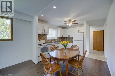 19 Owen Avenue Paris ON N3L 3N7