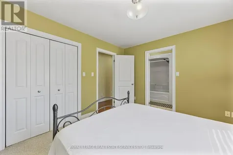 96 46th Street North Wasaga Beach ON L9Z 1Y7