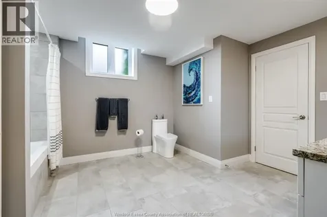 1 Woodland Street Kingsville ON N9Y 0B1