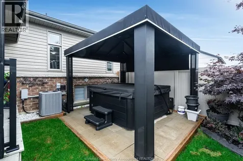 1 Woodland Street Kingsville ON N9Y 0B1