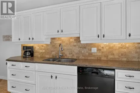 2864 Antelope Trail Selwyn ON K0L 2H0