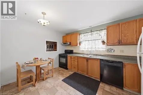 3 Twinoaks Crescent Stoney Creek ON L8J 2E6