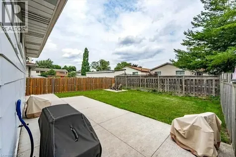 11 Aterno Drive Hamilton ON L9C 5S4