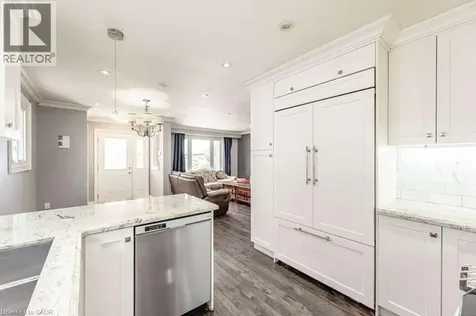 11 Aterno Drive Hamilton ON L9C 5S4