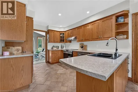 398 Mountain Road Grimsby ON L3M 4E7