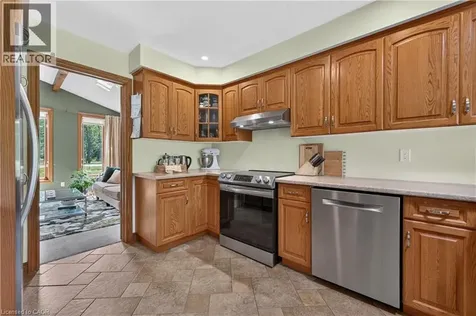 398 Mountain Road Grimsby ON L3M 4E7