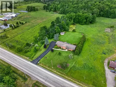 398 Mountain Road Grimsby ON L3M 4E7