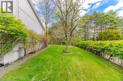 41 Plainsman Road Mississauga ON L5N 1C4