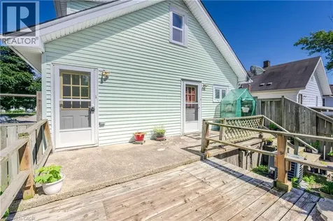 115 Collingwood Street Sarnia ON N7T 6M8