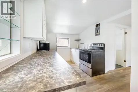 115 Collingwood Street Sarnia ON N7T 6M8