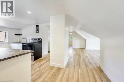 115 Collingwood Street Sarnia ON N7T 6M8