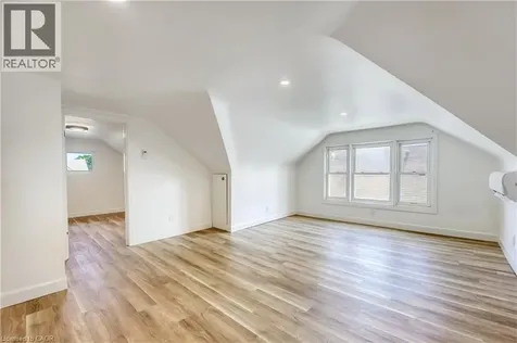 115 Collingwood Street Sarnia ON N7T 6M8
