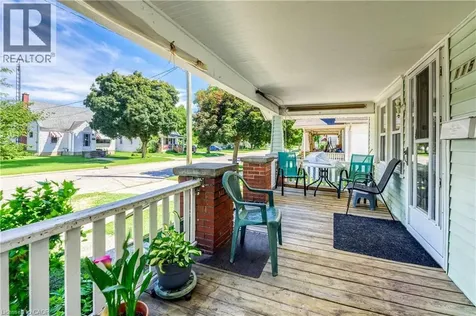 115 Collingwood Street Sarnia ON N7T 6M8