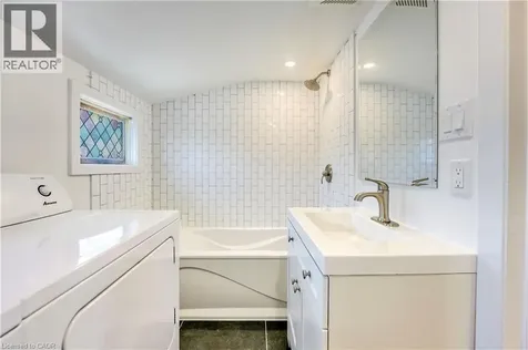 115 Collingwood Street Sarnia ON N7T 6M8