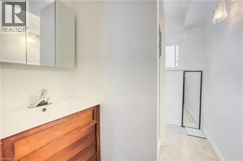 115 Collingwood Street Sarnia ON N7T 6M8