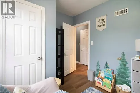 149 East 34th Street Hamilton ON L8V 3W7