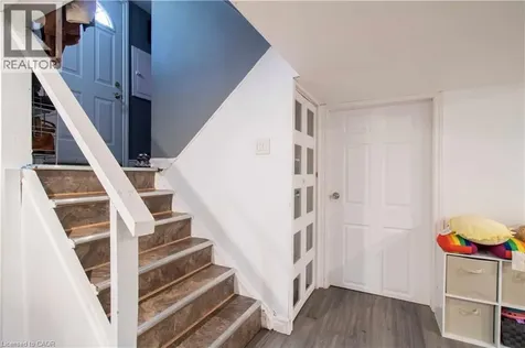 149 East 34th Street Hamilton ON L8V 3W7
