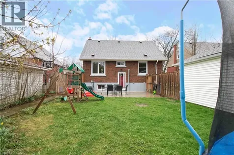 149 East 34th Street Hamilton ON L8V 3W7