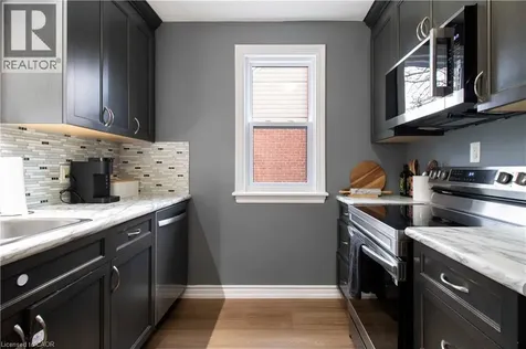 149 East 34th Street Hamilton ON L8V 3W7