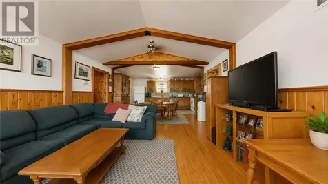320 Perivale Rd W. Spring Bay ON P0P 2B0
