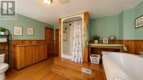 320 Perivale Rd W. Spring Bay ON P0P 2B0