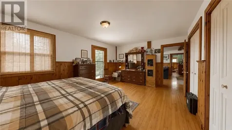 320 Perivale Rd W. Spring Bay ON P0P 2B0