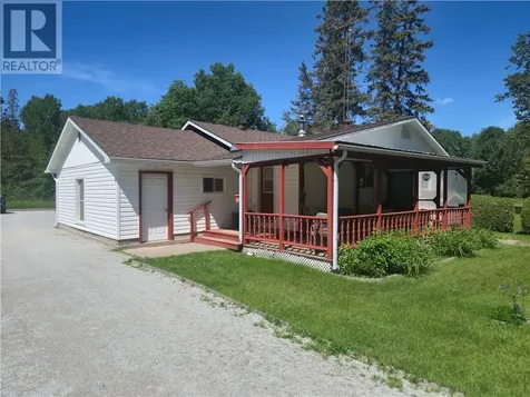 15833 Highway 540 Evansville ON P0P 1E0