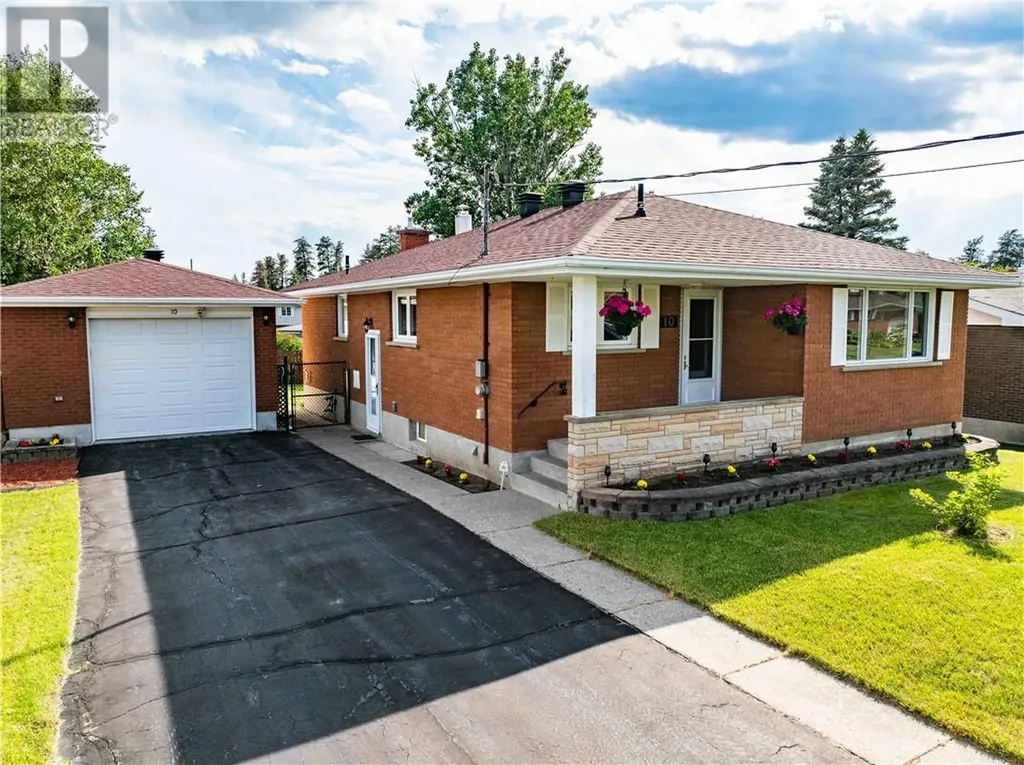10 Maple Boulevard Capreol ON P0M 1H0