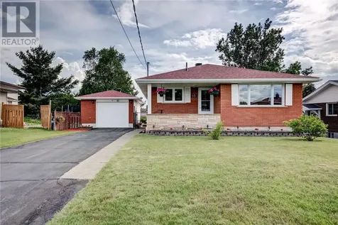 10 Maple Boulevard Capreol ON P0M 1H0