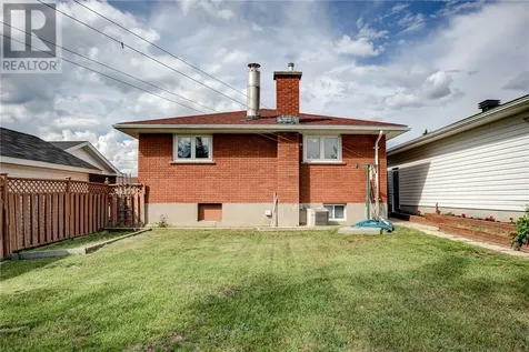 10 Maple Boulevard Capreol ON P0M 1H0