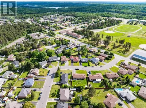 10 Maple Boulevard Capreol ON P0M 1H0