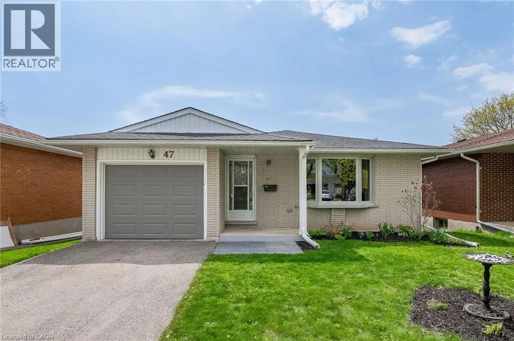 47 Brookside Crescent Kitchener ON N2N 1H2