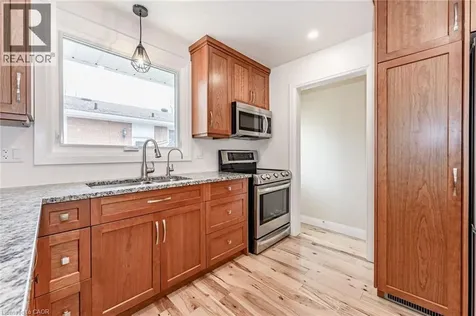 47 Brookside Crescent Kitchener ON N2N 1H2