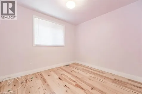 47 Brookside Crescent Kitchener ON N2N 1H2