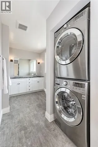 47 Brookside Crescent Kitchener ON N2N 1H2