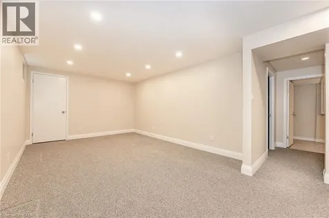 47 Brookside Crescent Kitchener ON N2N 1H2