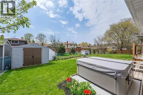 47 Brookside Crescent Kitchener ON N2N 1H2
