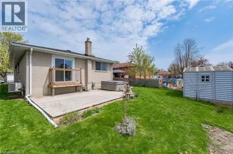 47 Brookside Crescent Kitchener ON N2N 1H2